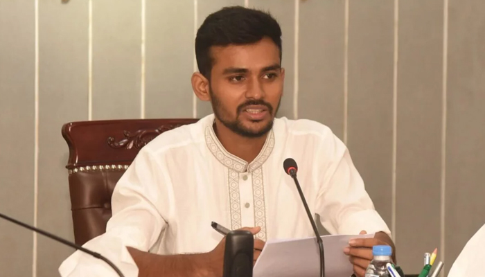 সোহরাওয়ার্দী উদ্যানকে নিরাপদ স্থানে রূপান্তরের উদ্যোগ নেয়া হয়েছে: যুব ও ক্রীড়া উপদেষ্টা