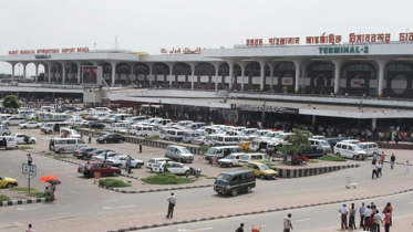 বিমানবন্দরে অগ্নিকাণ্ডের পর উড়োজাহাজের নিরাপদ অবতরণ