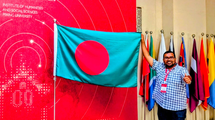 ৫৪ দেশের প্রতিনিধিদের অ্যাম্বাসেডর নির্বাচনে বিজয়ী ছাত্রদল নেতা ডা. আউয়াল